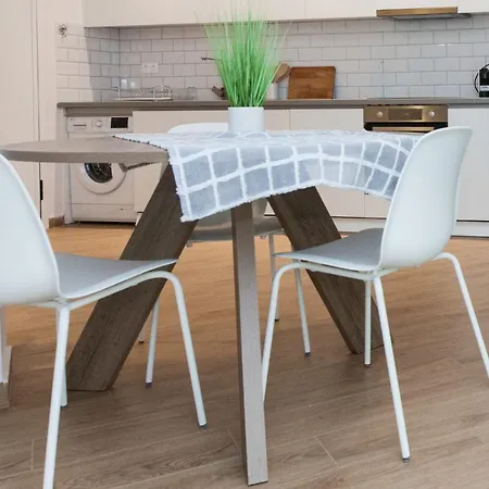 Kipseli New Modern Cosy Apt No 3 *